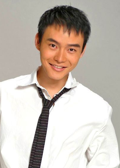 另类单亲富爸海岩和星儿子不能不说故事(图) 另类单亲富爸海岩和星儿子不能不说故事(图)