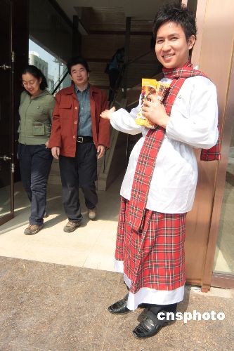 "小沈阳"现象引专家名人热议 网友激烈舌战(图)