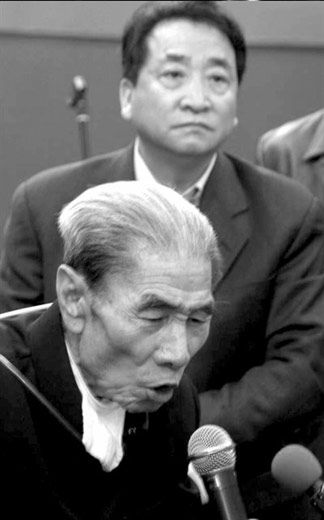 李文华曾在马三立蜡像前拜师 81岁高龄偿夙愿