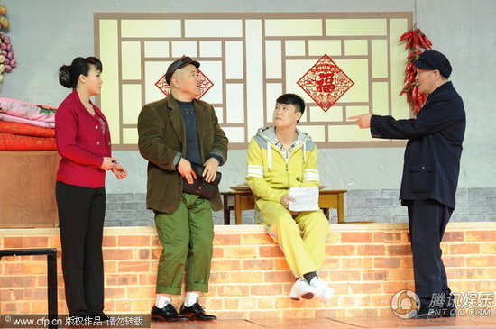 春晚最后彩排:赵本山几度落泪 林志玲身兼数职