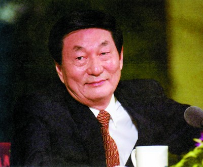 《朱镕基答记者问》长沙受热捧(图) (4)