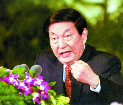 《朱镕基答记者问》长沙受热捧(图) (3)