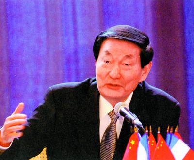《朱镕基答记者问》长沙受热捧(图) (5)
