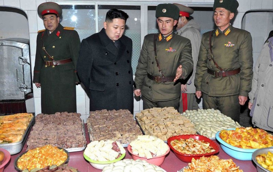 金正恩视察朝鲜人民军空军第1017部队(1)-国际