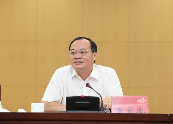 袁宝成 ：建设创新型经济强市 打造不一样的东莞