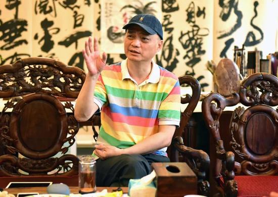 崔永元:5日与无锡税务部门面谈 当面交相关材料