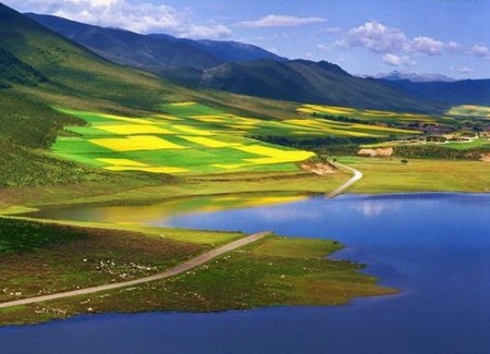 畅游中国最著名的五大湖泊
